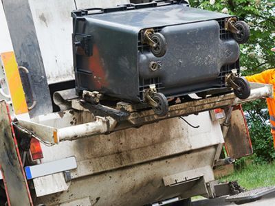 Creteil Habitat - Protéger les agents de la collecte des déchets - collecte dechet